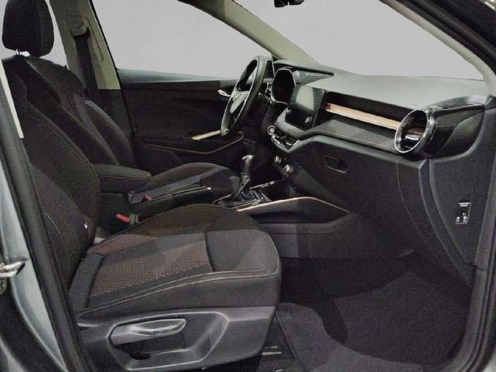 Usado Skoda Fabia Style 110 CV (80 kW) 2022 Gris