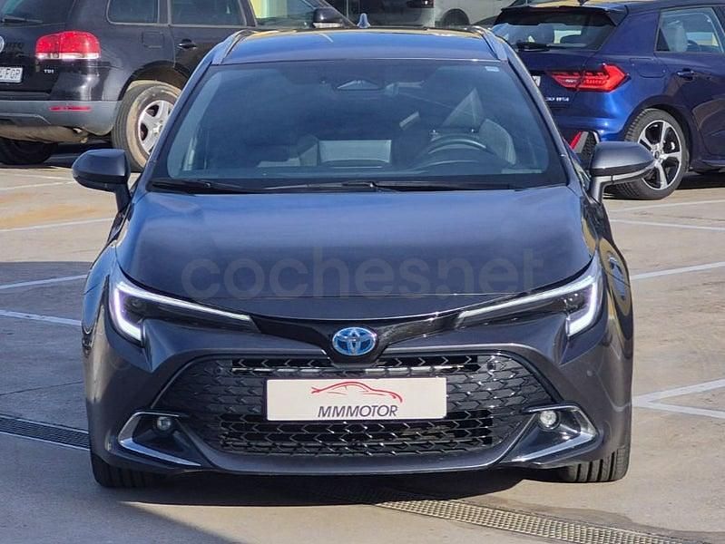 Usado Toyota Corolla Sport 140 CV (102 kW) 2024 Gris / plata Familiar