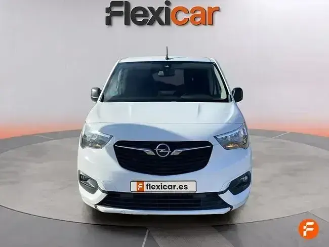 Usado Opel Combo Edition 102 CV (75 kW) 2021 Blanco Monovolumen