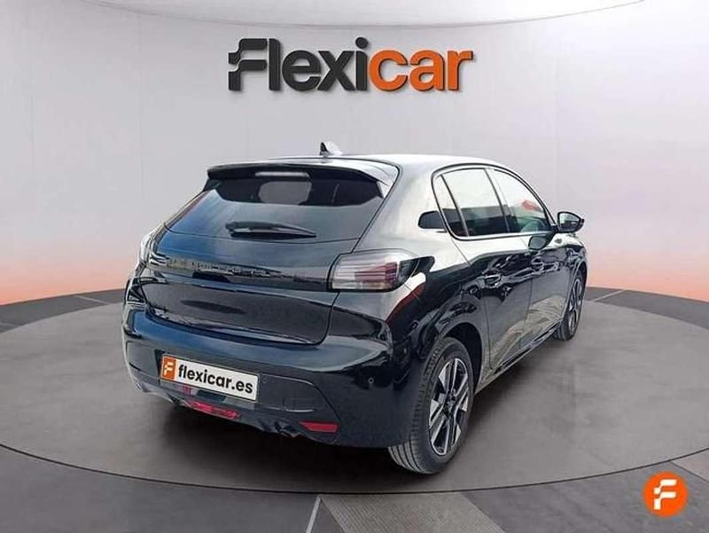 Usado Peugeot 208 Allure 101 CV (74 kW) 2025 Negro Utilitario