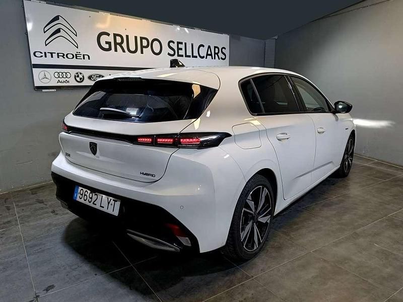 Usado Peugeot 308 Allure 181 CV (133 kW) 2022 Blanco Berlina