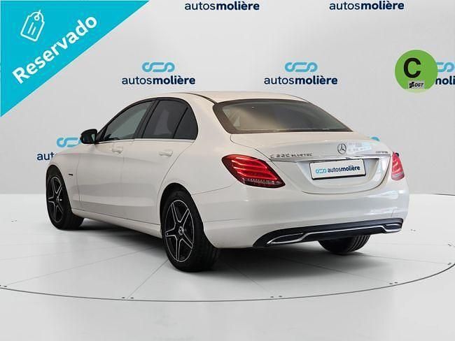 Usado Mercedes C220 170 CV (125 kW) 2015 Blanco Berlina
