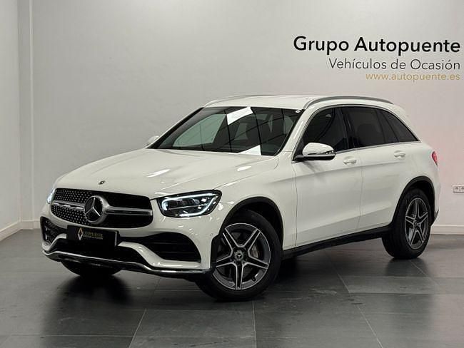 Blanco Usado 2021 Mercedes 200 AMG | 38.990 € (Un poco caro) - Imagen 1/4