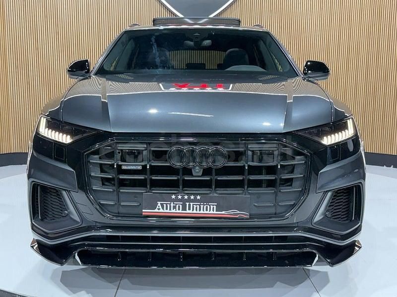 Usado Audi Q8 S-Line 286 CV (210 kW) 2018 Gris / plata SUV