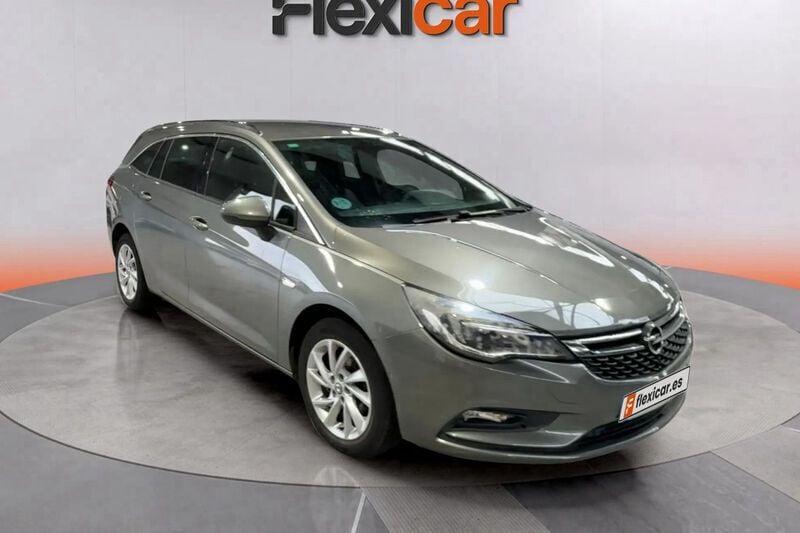Gris Usado 2019 Opel Astra Dynamic Berlina | 10.990 € (Precio justo) - Imagen 1/4