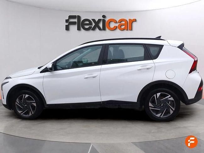 Usado Hyundai Bayon 84 CV (61 kW) 2023 Negro SUV