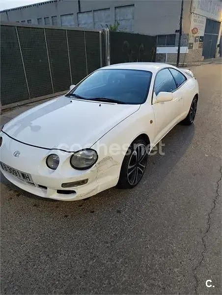 Usado Toyota Celica 115 CV (84 kW) 1999 Blanco Coupe