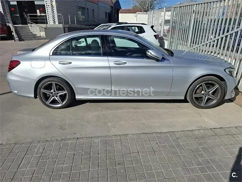Usado Mercedes C220 170 CV (125 kW) 2018 Gris / plata Berlina
