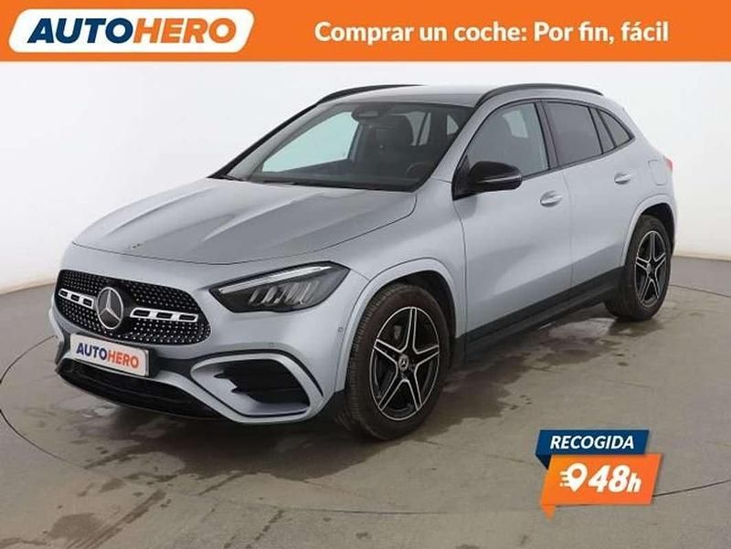 Usado Mercedes GLA200 AMG line 150 CV (110 kW) 2024 Gris SUV