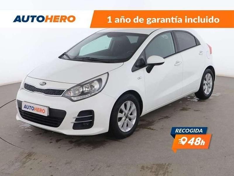 Blanco Usado 2015 Kia Rio Utilitario | 10.199 € (Un poco caro) - Imagen 1/3