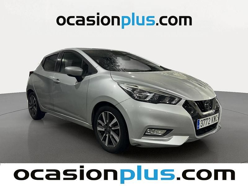 Usado Nissan Micra N-Connecta 90 CV (66 kW) 2017 Gris plata Utilitario