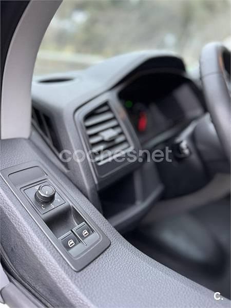 Usado VW Caravelle Comfortline 114 CV (83 kW) 2016 Blanco Monovolumen