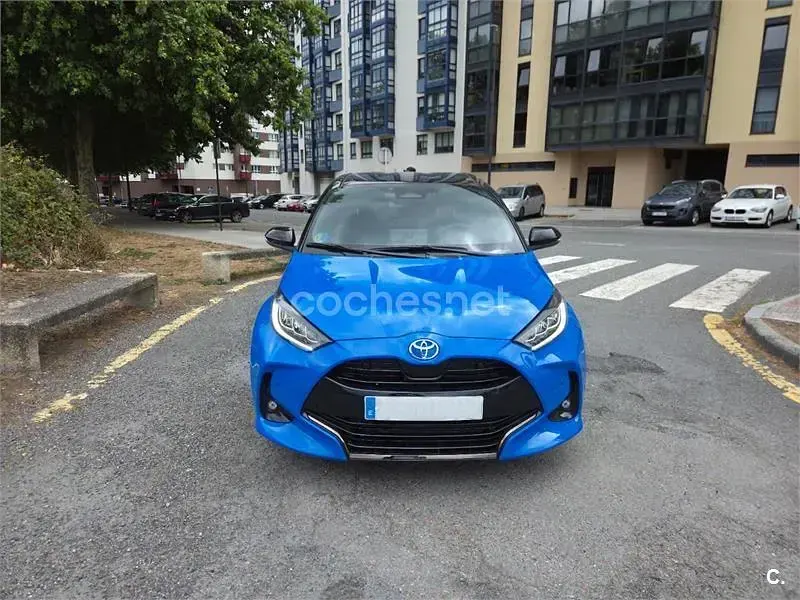 Usado Toyota Yaris Hybrid Edition 130 CV (95 kW) 2024 Azul Berlina
