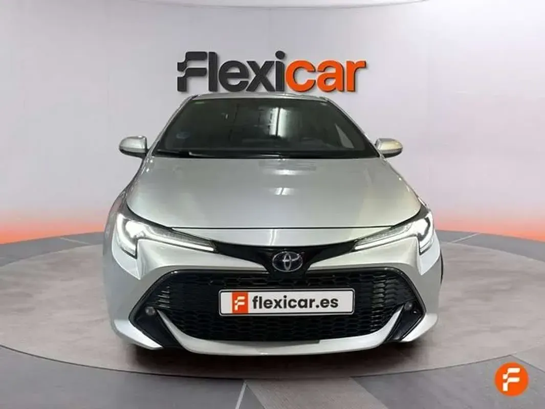 Usado Toyota Corolla Active 180 CV (132 kW) 2020 Gris Berlina