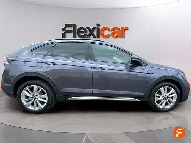 Usado VW Taigo 115 CV (84 kW) 2025 Gris SUV