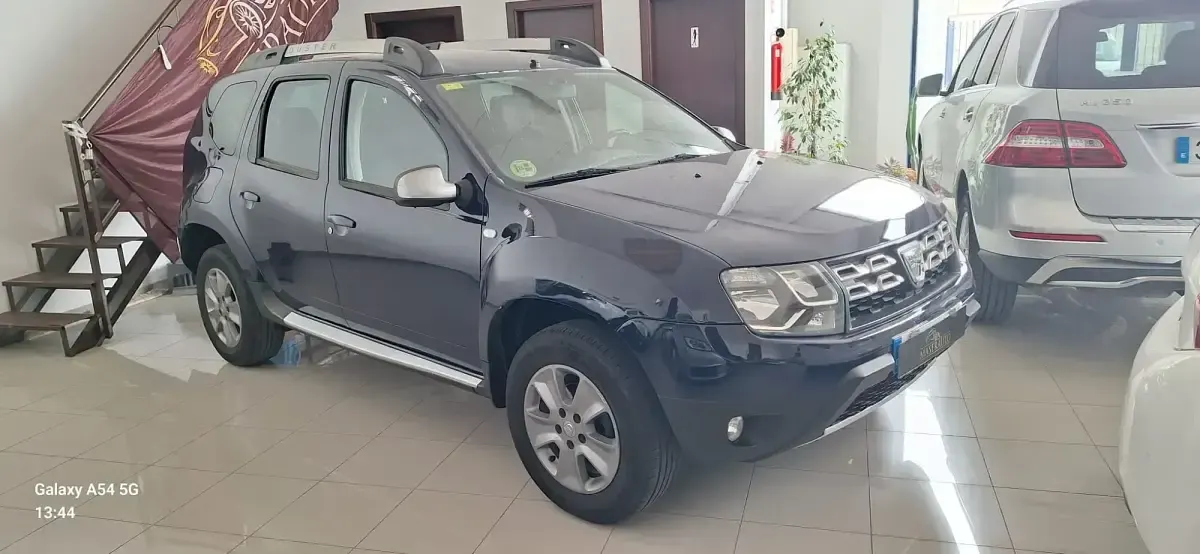 Usado Dacia Duster Lauréate 90 CV (66 kW) 2014 Azul SUV