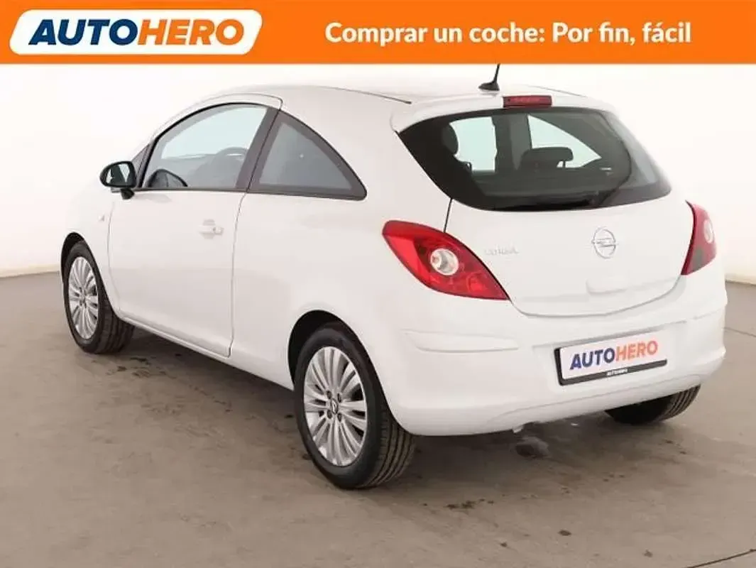 Usado Opel Corsa Selective 86 CV (63 kW) 2014 Blanco Utilitario