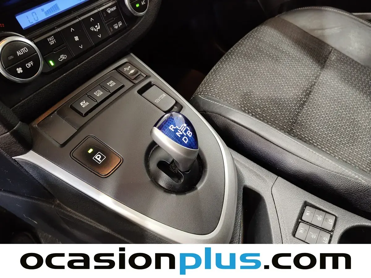 Usado Toyota Auris Hybrid Advance 136 CV (100 kW) 2014