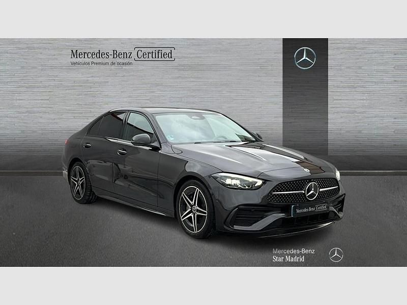 Usado Mercedes C220 AMG line 200 CV (147 kW) 2025 Gris grafito (metalizado) Berlina