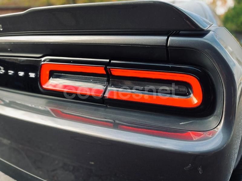 Usado Dodge Challenger 375 CV (275 kW) 2023 Gris / plata Coupe