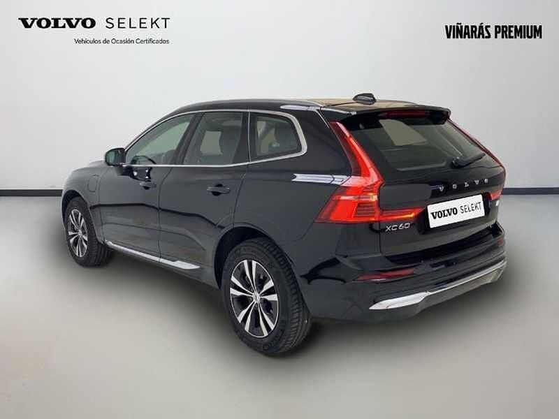 Usado Volvo XC60 Core 350 CV (257 kW) 2025 Negro SUV
