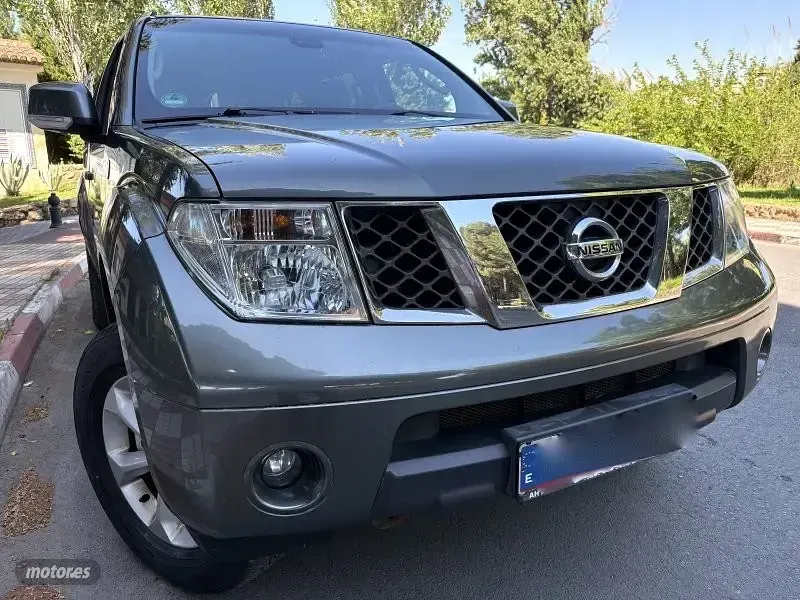 Usado Nissan Pathfinder 171 CV (125 kW) 2008 Verde SUV