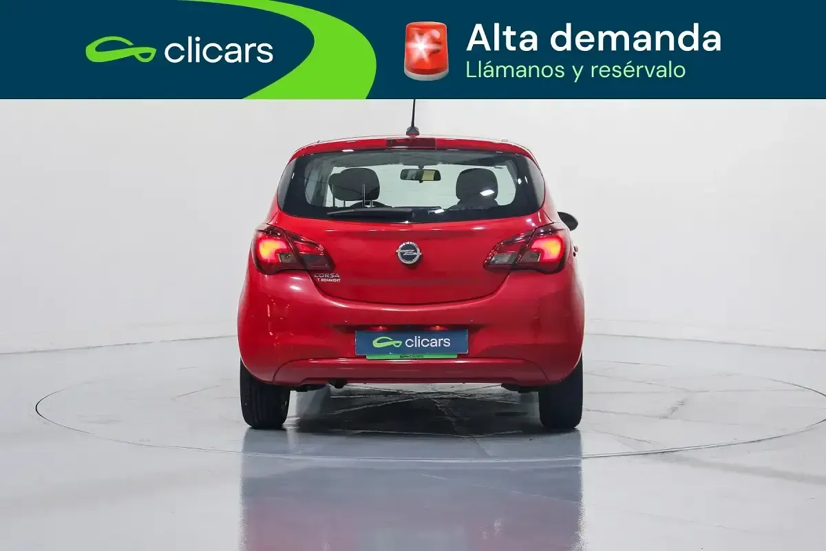Usado Opel Corsa Selective 90 CV (66 kW) 2017 Rojo Utilitario