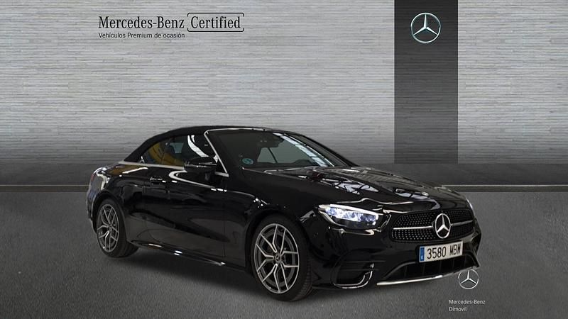 Usado Mercedes E220 AMG line 194 CV (142 kW) 2022 Negro Descapotable