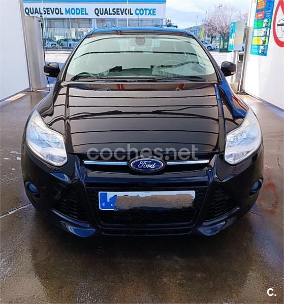 Negro Usado 2014 Ford Focus Trend Berlina | 8700 € (Precio justo) - Imagen 1/4