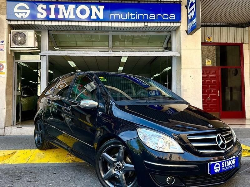 Usado Mercedes B200 140 CV (102 kW) 2006 Negro Monovolumen