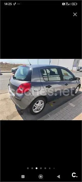 Usado Renault Clio II Privilege 80 CV (58 kW) 2006 Gris / plata Berlina