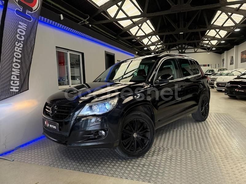 Negro Usado 2008 VW Tiguan Advance SUV | 10.900 € (Precio justo) - Imagen 1/4