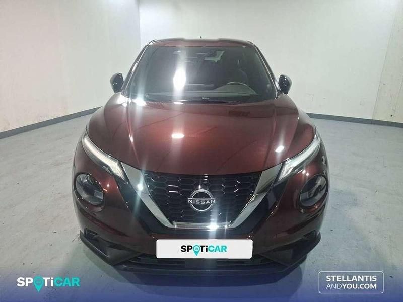 Usado Nissan Juke Tekna 116 CV (85 kW) 2025 Rojo SUV
