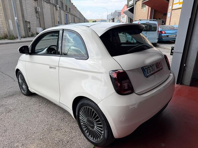 Usado Fiat 500e Icon 86 kW (118 CV) 2022 Blanco Utilitario