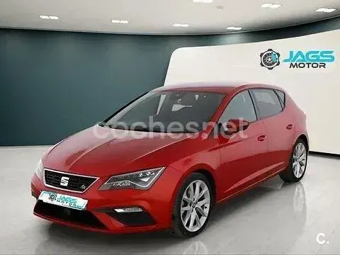 Usado Seat Leon FR 150 CV (110 kW) 2018 Granate Berlina
