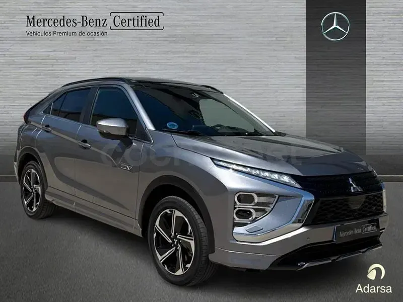 Usado Mitsubishi Eclipse Cross 188 CV (138 kW) 2022 Gris / plata SUV