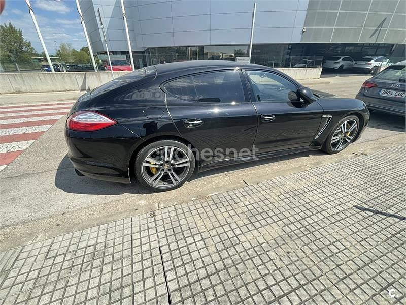 Usado Porsche Panamera Turbo 500 CV (367 kW) 2010 Negro Berlina