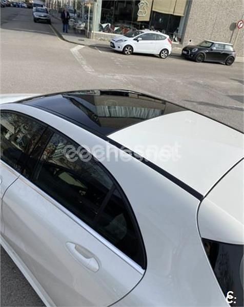 Usado Mercedes A220 AMG line 170 CV (125 kW) 2014 Blanco Berlina