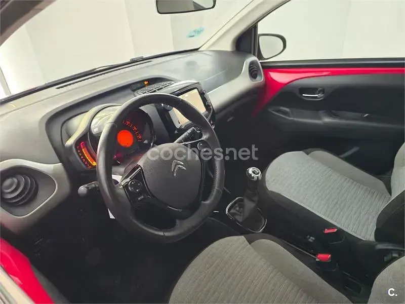 Usado Citroën C1 PureTech 82 CV (60 kW) 2018 Rojo Utilitario