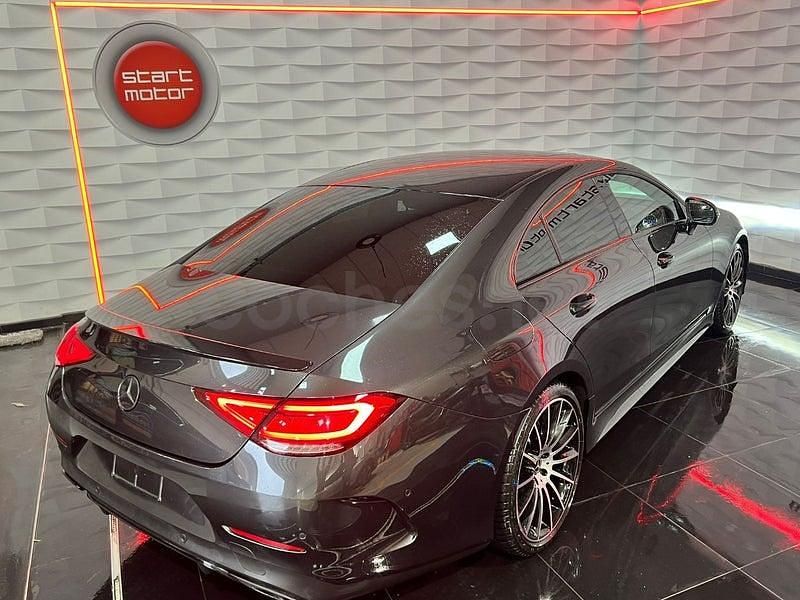 Usado Mercedes CLS450 367 CV (269 kW) 2019 Gris / plata Berlina