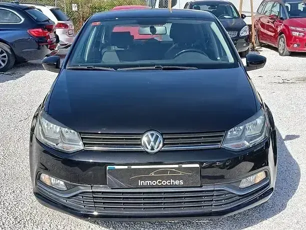 Usado VW Polo Advance 90 CV (66 kW) 2017 Negro Utilitario
