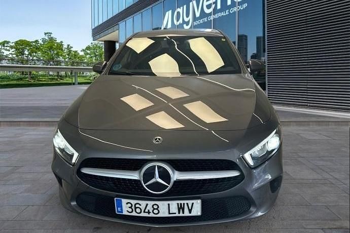 Usado Mercedes A180 116 CV (85 kW) 2022