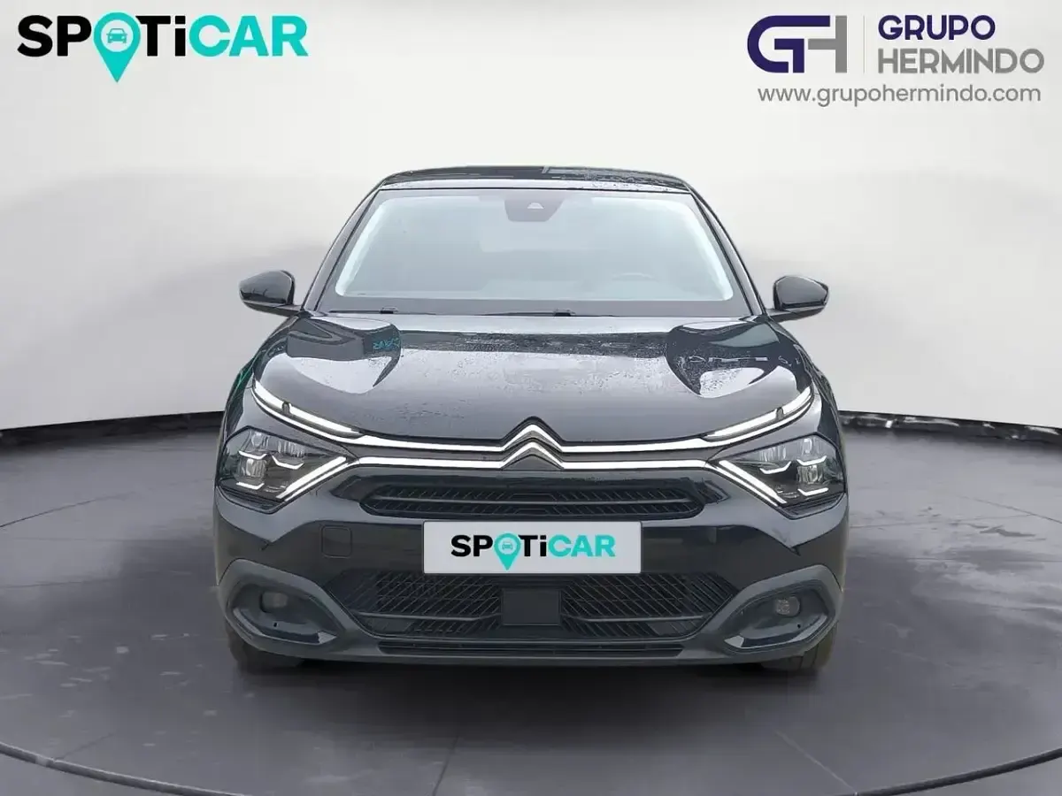 Używany Citroën C4 Feel 130 KM (95 kW) 2023 Czarny Sedan/Limuzyna