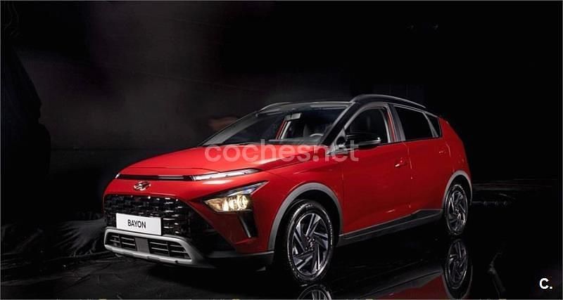 Rojo Usado 2021 Hyundai Bayon SUV | 15.500 € (Super precio) - Imagen 1/4