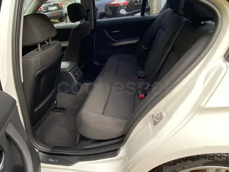 Usado BMW 318 143 CV (105 kW) 2011 Blanco Berlina