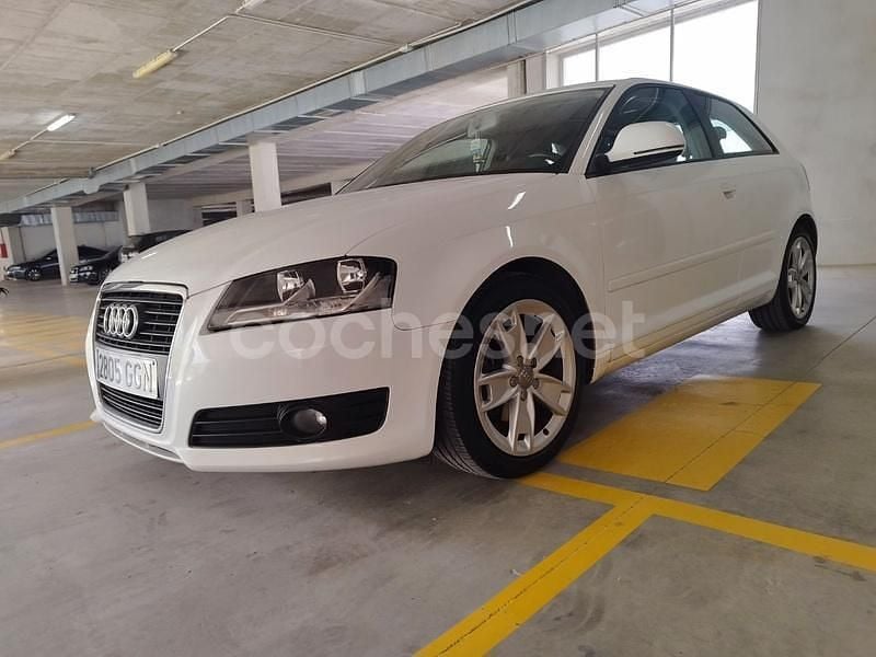 Blanco Usado 2008 Audi A3 Ambiente Berlina | 7490 € (Precio justo) - Imagen 1/4