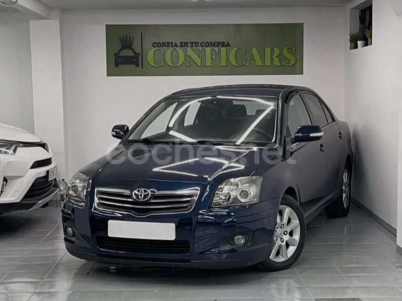 Azul Usado 2007 Toyota Avensis Executive Berlina | 5990 € (Precio justo) - Imagen 1/4