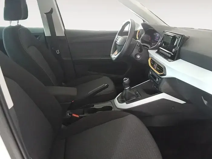 Usado Seat Arona FR 115 CV (84 kW) 2025 Blanco SUV
