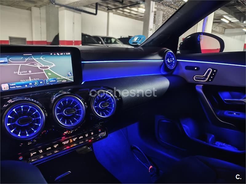 Usado Mercedes CLA250e Shooting Brake 218 CV (160 kW) 2024 Negro Familiar