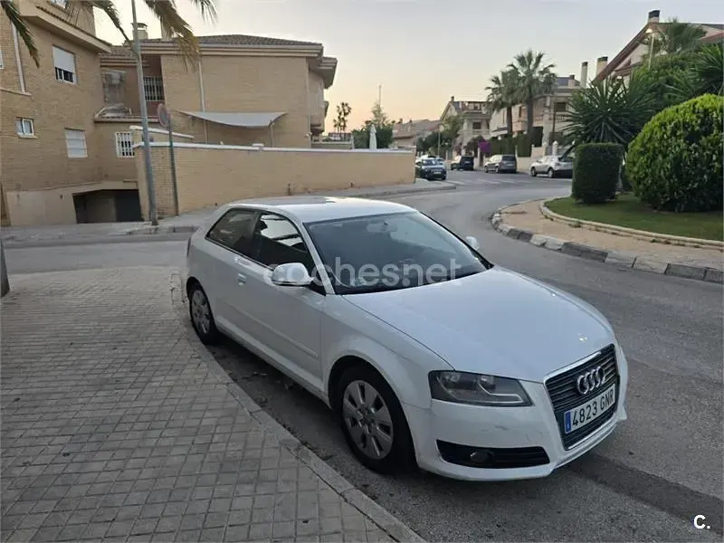 Usado Audi A3 105 CV (77 kW) 2009 Blanco Utilitario